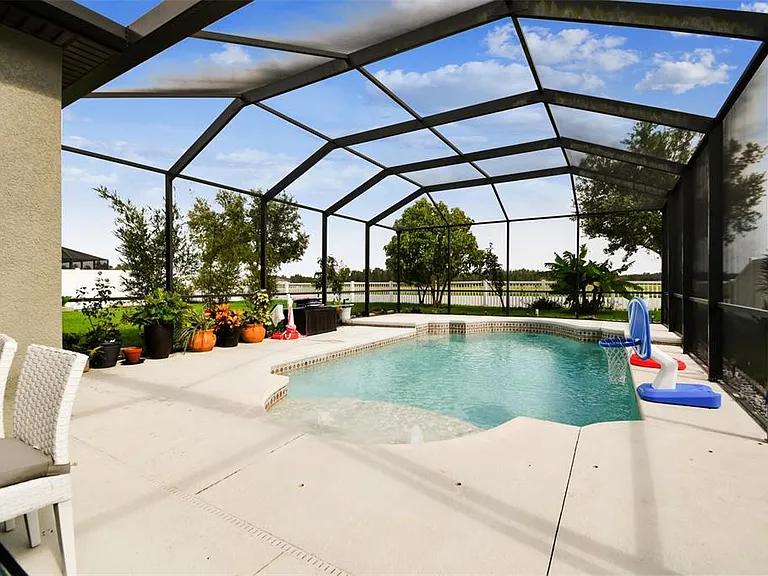 10627 Mistflower Ln — Photo 40
