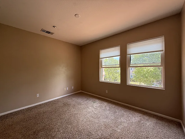 6331 Citracado Cir — Photo 20