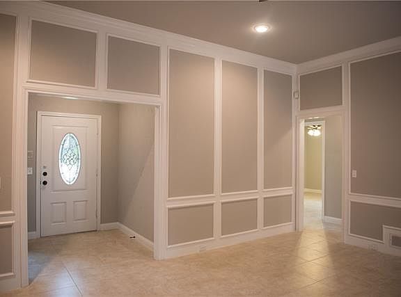 4th image of 3412 Eisenhower Ln