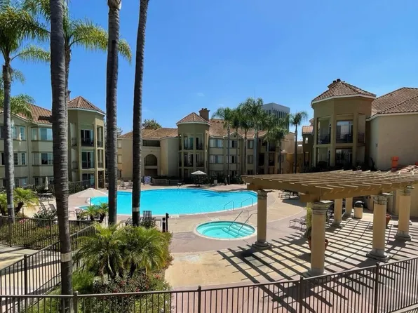 550 Camino De La Reina, San Diego, CA 92108