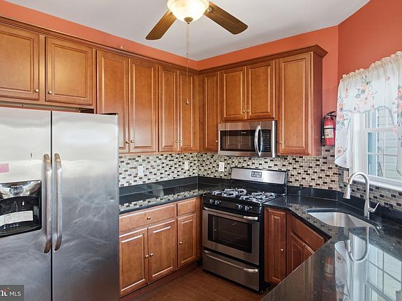 4th image of 26 Heals Farm Rd