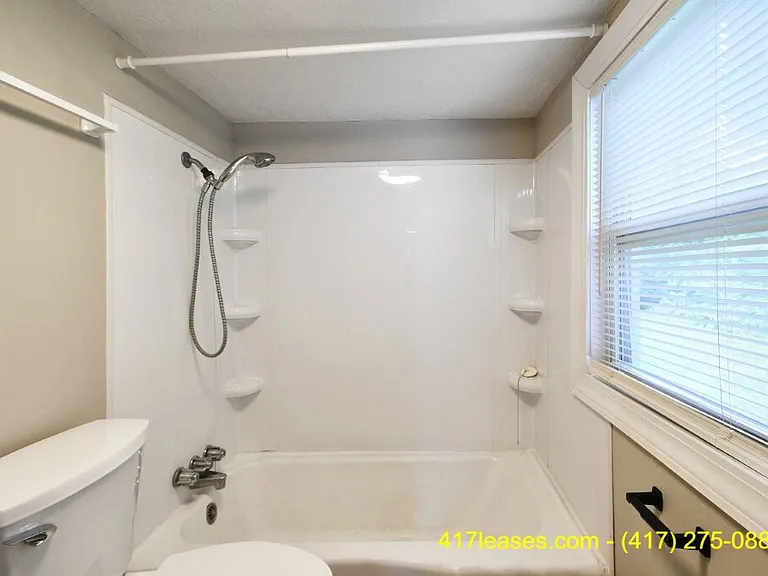 2944 W Page St — Photo 19