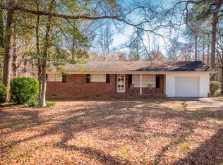 1172 Holly Grove Cir NE, Dalton, GA 30721