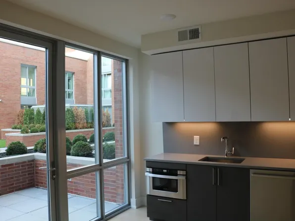 201 Marin Boulevard image 3 of 58