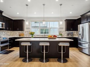 233 N North St, Livermore, CA 94551