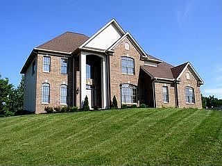1st image of 6421 Wooded View Dr