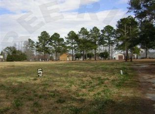 0 Blue, Chocowinity, NC 27817