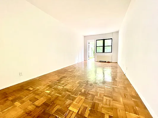 Rented by Addison Property Group | media 12