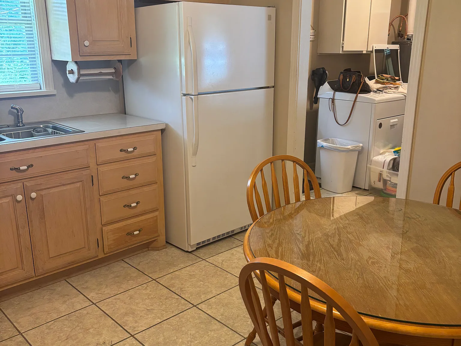 4 bed, 1766 sqft, $3,500 — Photo 3