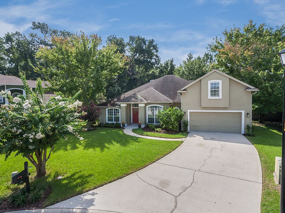 1st image of 5636 Crest Creek Dr