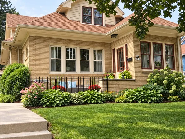 (undisclosed Address), Cedarburg, WI 53012
