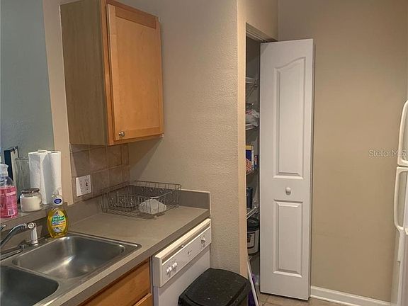 3rd image of 4207 S Dale Mabry Hwy Unit 12202