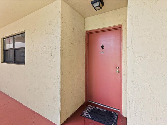 3rd image of 3199 Foxcroft Road #304