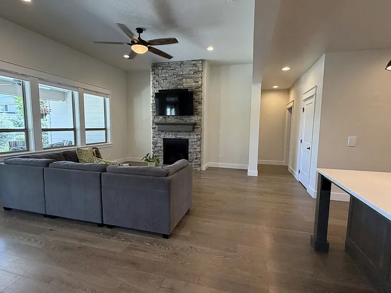 1432 N Glen Aspen Ave — Photo 16