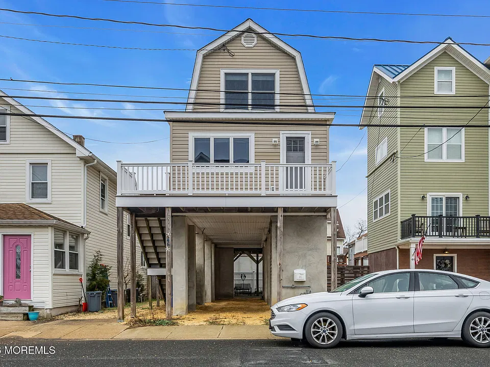 46 Barberie Ave