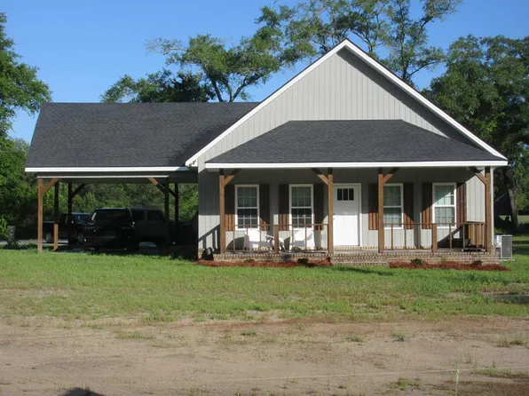 209 E Brazell St, Reidsville, GA 30453