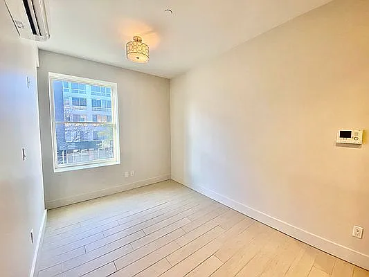 Rented by Bruma Realty LLC | media 9