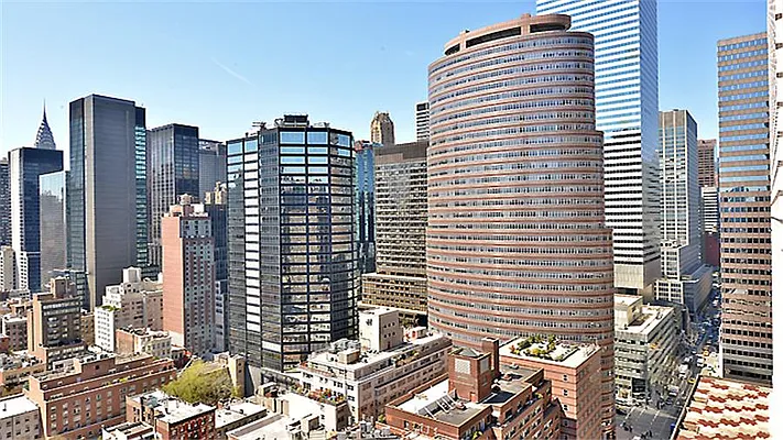 Sold by Fenwick Keats Real Estate | media 4