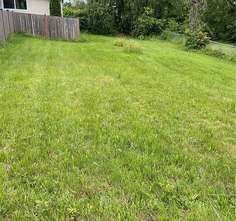2nd image of 6421 33rd Ave S