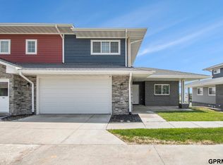 5929 N 158th Ct #109, Omaha, NE 68116