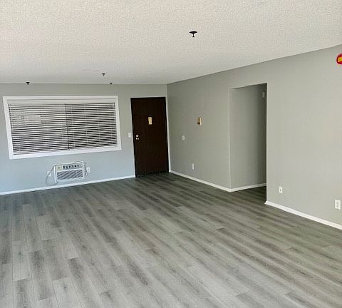 3rd image of 5000 Echo St #A326695d0