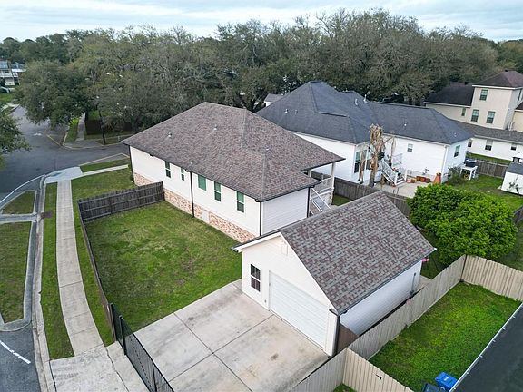5th image of 1400 Madrid St