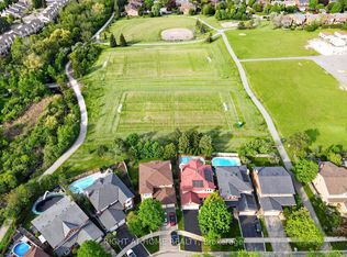 4629 Phoenix Park Cres, Mississauga, ON L5M 3E9