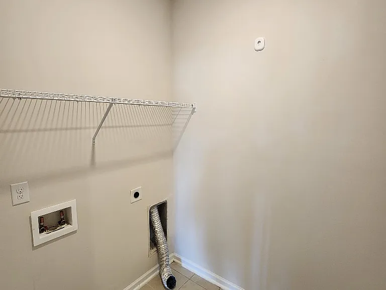 3537 Bells Lake Cir — Photo 10