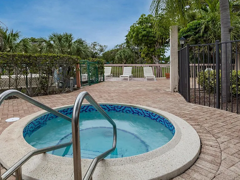 7460 La Paz Blvd #208 — Photo 23