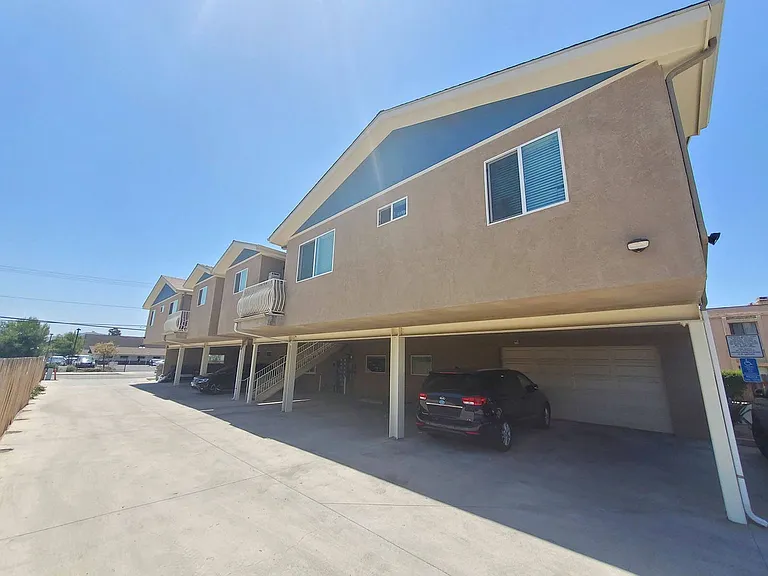 12550 Laurel St — Photo 19