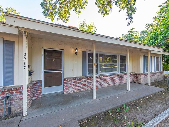 4th image of 2217 W Sunset Dr