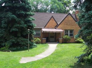 116 Evergreen Ln, Coraopolis, PA 15108