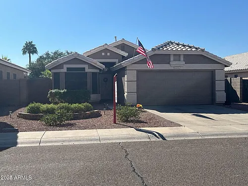 8747 W Adam Ave Photo 1