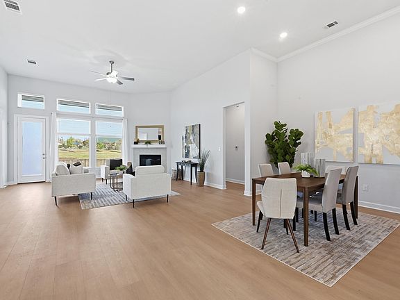 3rd image of 176 Wild Pecan Loop