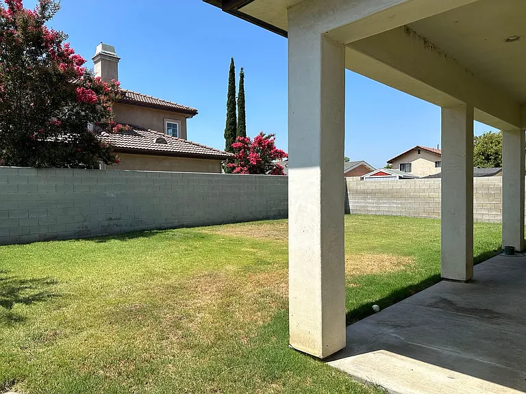 13736 Monterey Ave — Photo 14