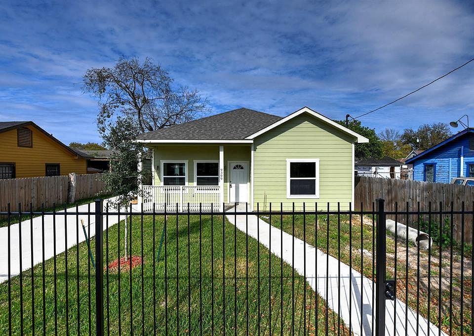 1st image of 9309 E Avenue J
