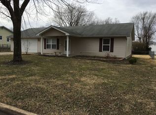 404 Locust St, Cuba, MO 65453