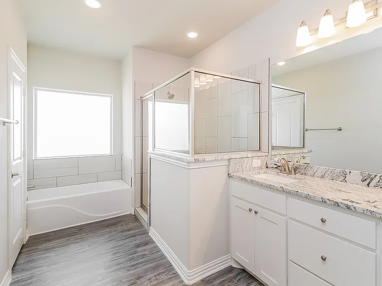 1213 Summerset Ln — Photo 13