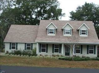 5848 9th St, Zephyrhills, FL 33542