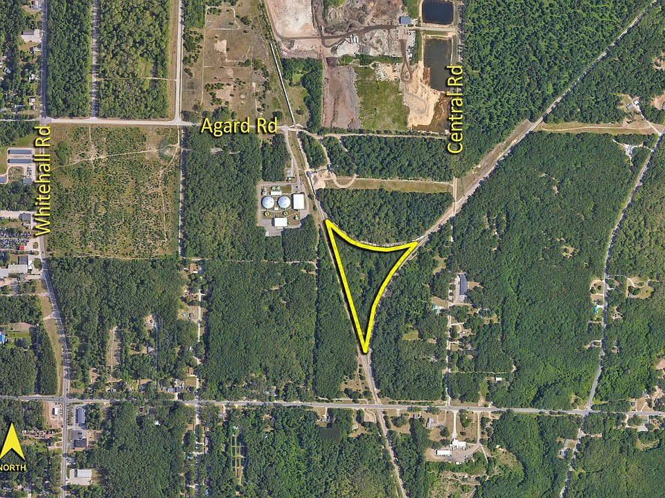 2nd image of 500 Agard Rd #27