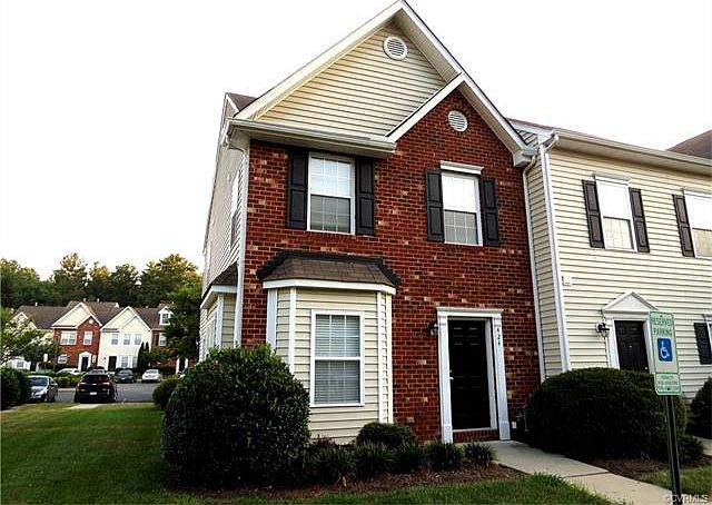 1st image of 424 Westover Pines Dr #424