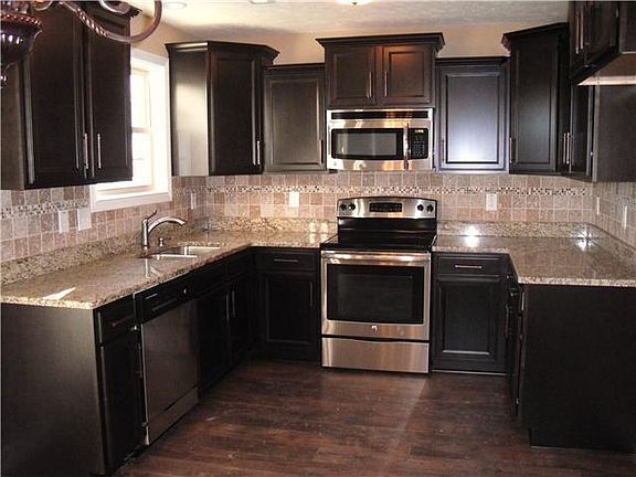 5th image of 219 Fox Xing Lot 219