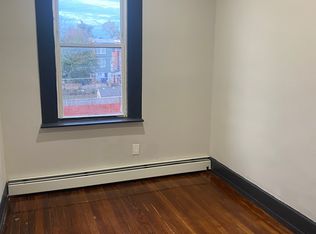 2908 Ridgewood Ave, Baltimore, MD 21215