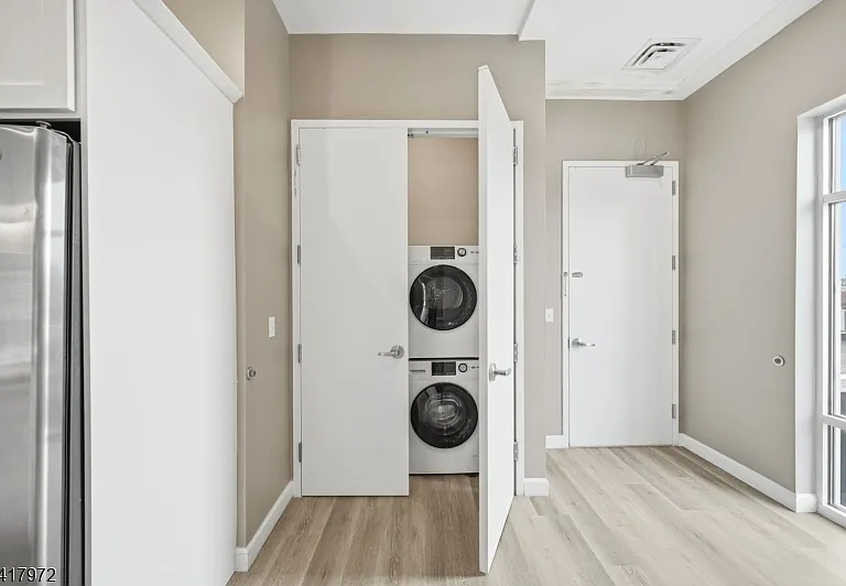 271 Millburn Ave #2D — Photo 11