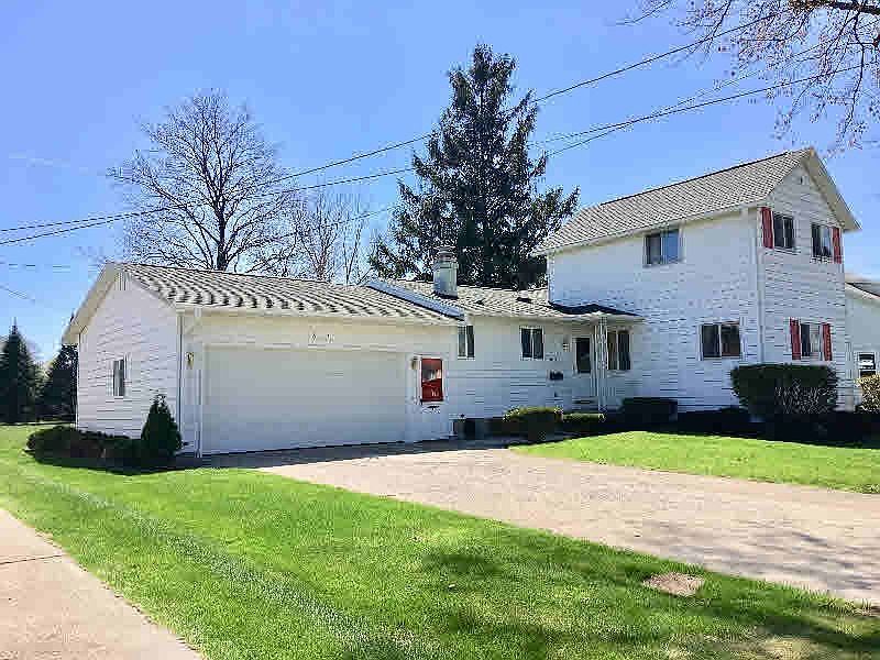 414 Nebobish Ave, Bay City, MI 48708 | Zillow