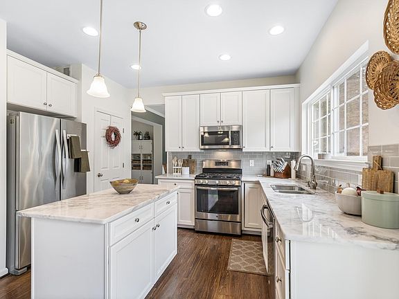 2nd image of 59 Colemans Mill Dr