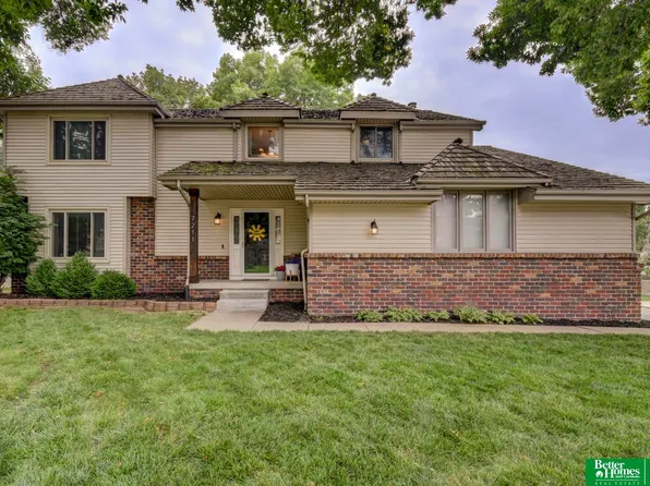 7211 S 140th St, Omaha, NE 68138