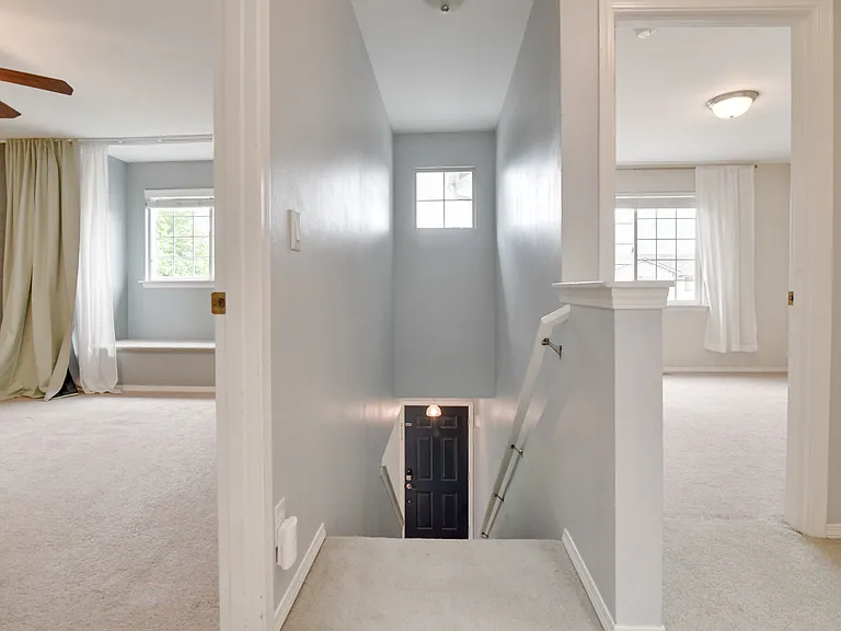 16920 Tulip Ln — Photo 15