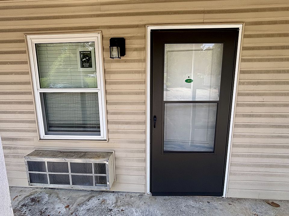 1st image of 867 N Gallaher View Road Northwestunit #105