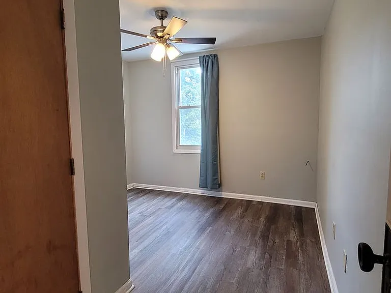 3138 Wabash Ave — Photo 15